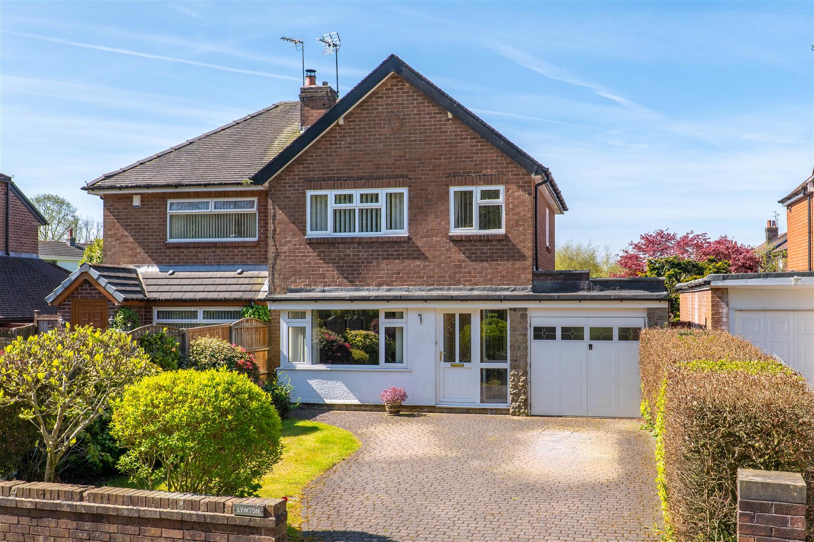 3 bed property in Woodside, Chorley